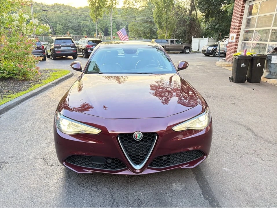 2017 Alfa Romeo Giulia - Image 2 of 20