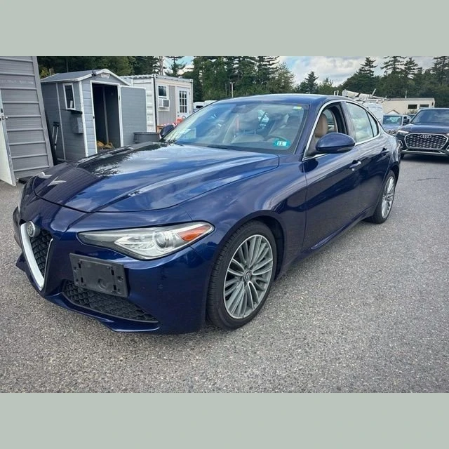 2017 Alfa Romeo Giulia - Image 3 of 12