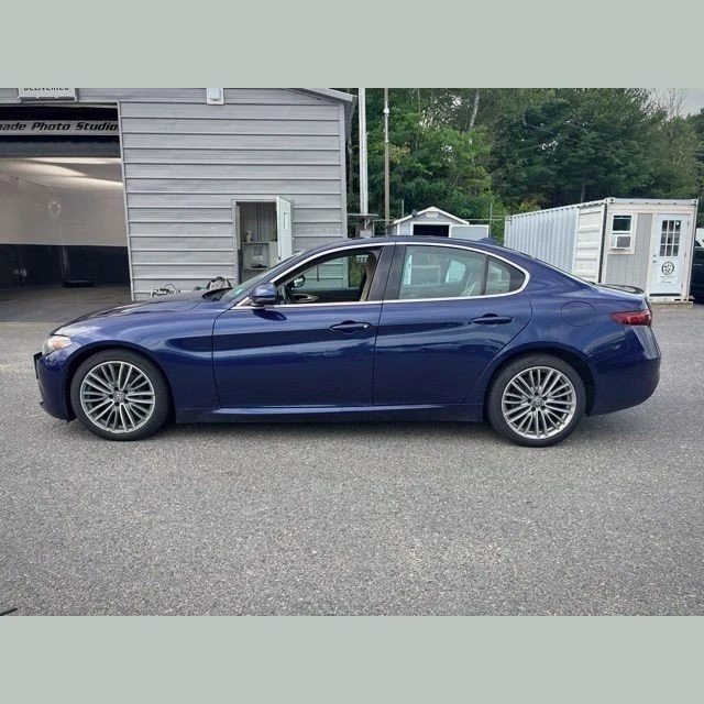 2017 Alfa Romeo Giulia - Image 4 of 12