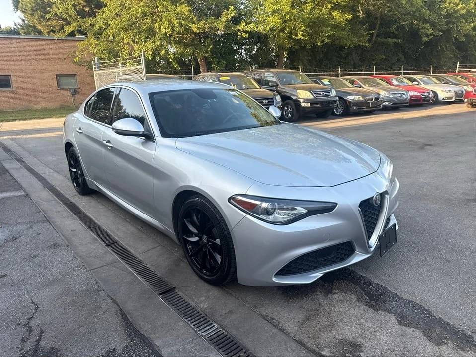 2017 Alfa Romeo Giulia - Image 3 of 20