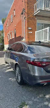 2017 Alfa Romeo Giulia Giulia
