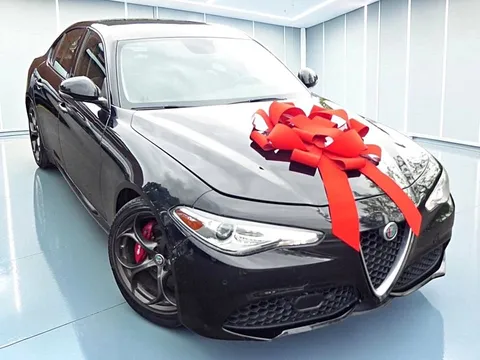 2017 Alfa Romeo Giulia Ti