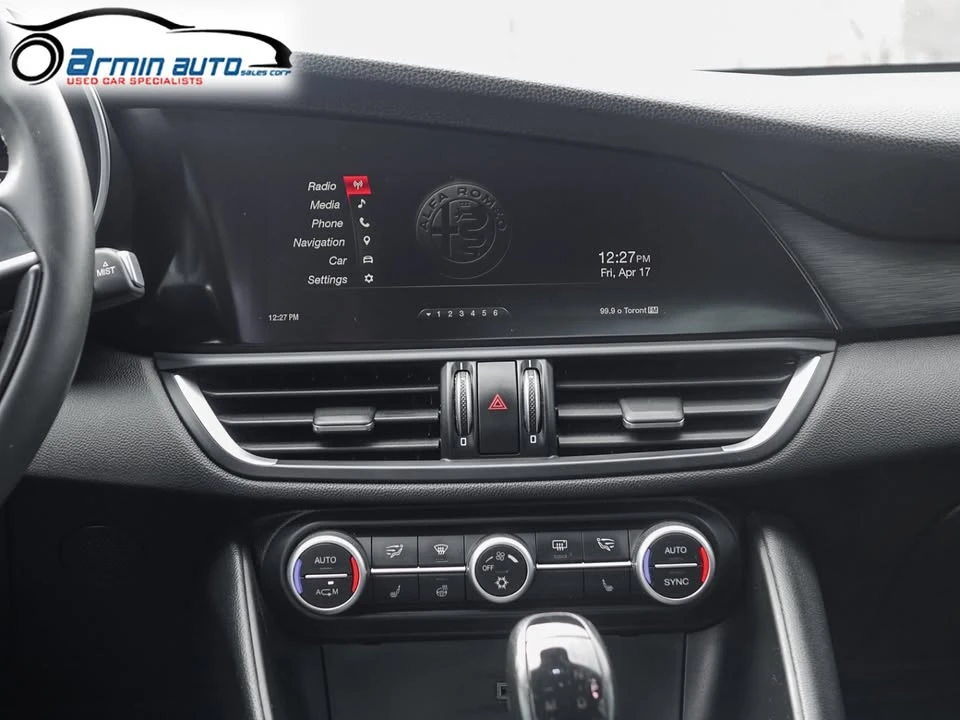 2017 Alfa Romeo Giulia - Image 11 of 20
