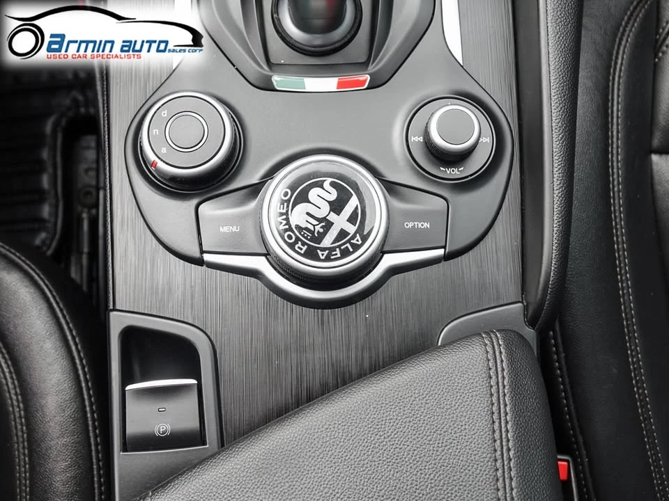 2017 Alfa Romeo Giulia - Image 20 of 20