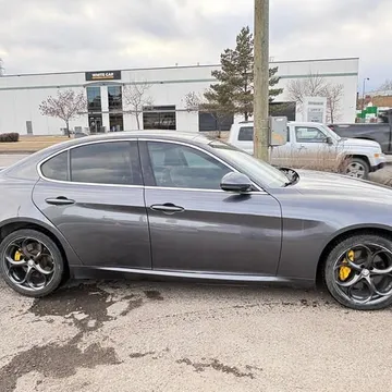 2017 Alfa Romeo Giulia Q4