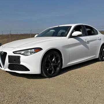 2017 Alfa Romeo Giulia Q4