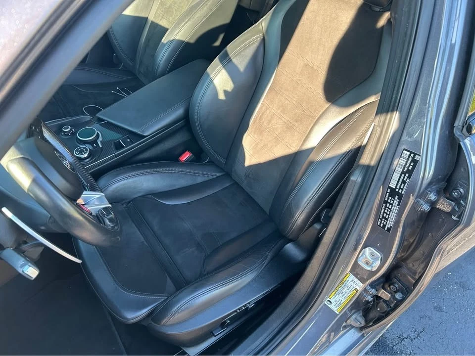 2017 Alfa Romeo Giulia Quadrifoglio - Image 14 of 31