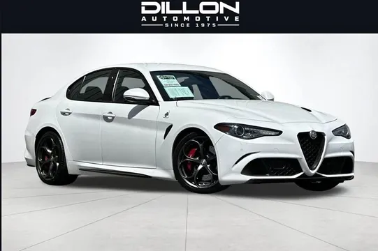 2017 Alfa Romeo Giulia Quadrifoglio