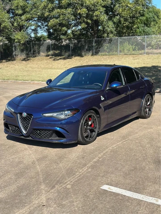 2017 Alfa Romeo Giulia Quadrifoglio - Image 4 of 9