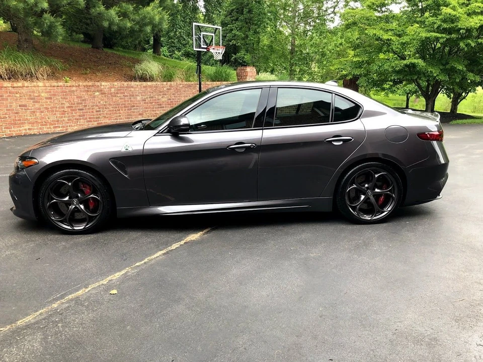 2017 Alfa Romeo Giulia Quadrifoglio - Image 2 of 18