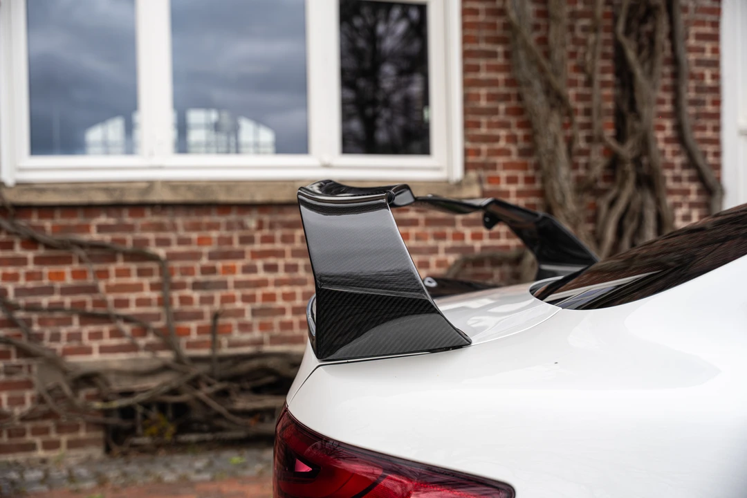 2017 Alfa Romeo Giulia Quadrifoglio - Image 14 of 31