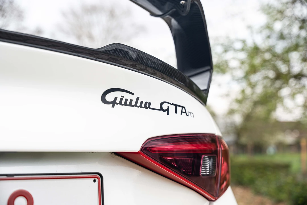 2017 Alfa Romeo Giulia Quadrifoglio - Image 19 of 31