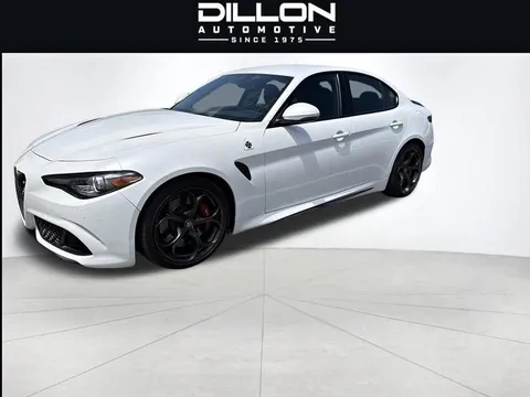 2017 Alfa Romeo Giulia Quadrifoglio