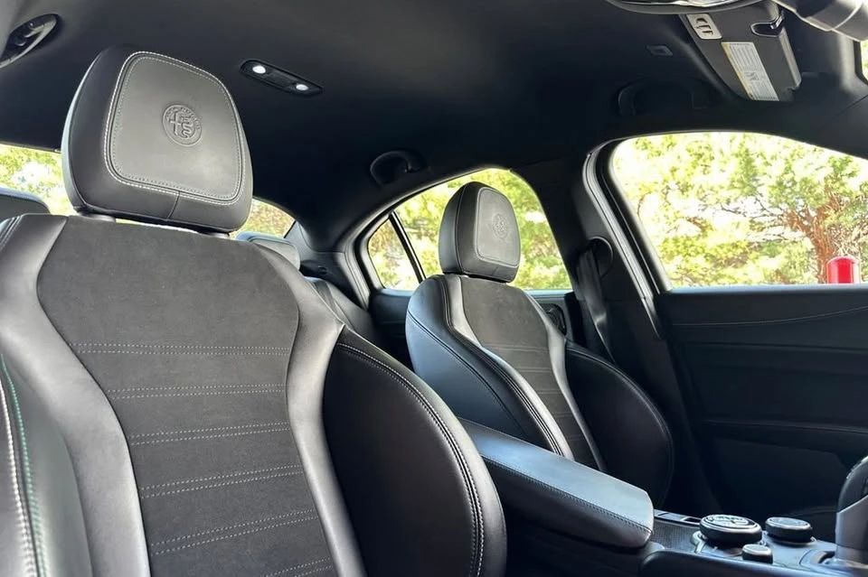 2017 Alfa Romeo Giulia Quadrifoglio - Image 16 of 20