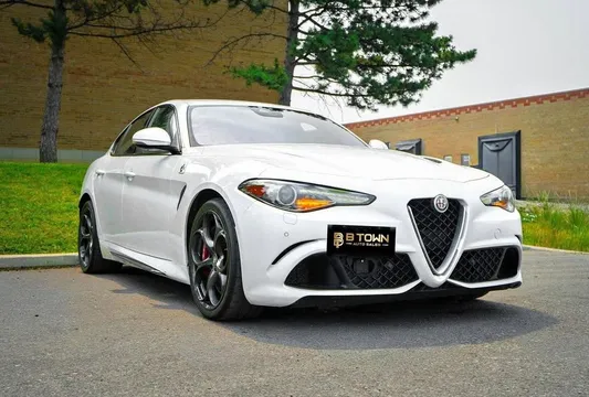 2017 Alfa Romeo Giulia Quadrifoglio