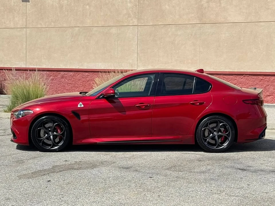 2017 Alfa Romeo Giulia Quadrifoglio - Image 4 of 20