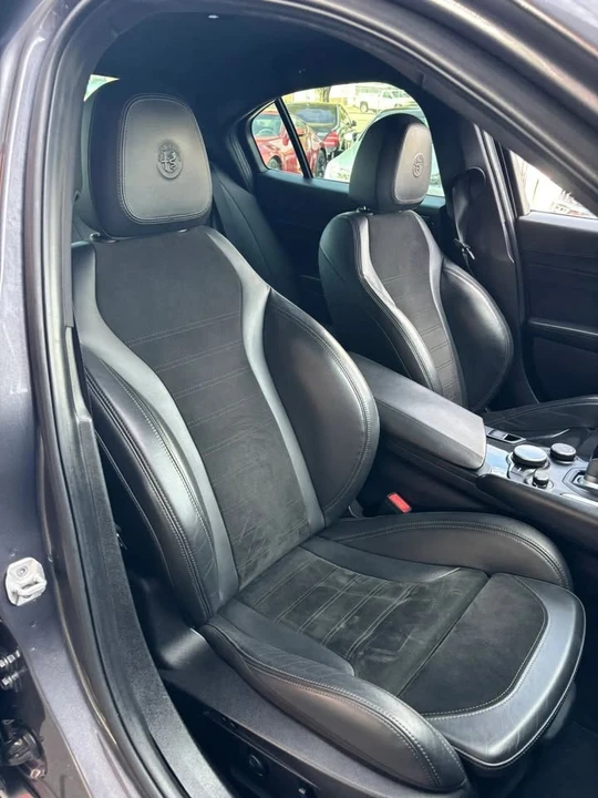 2017 Alfa Romeo Giulia Quadrifoglio - Image 12 of 20