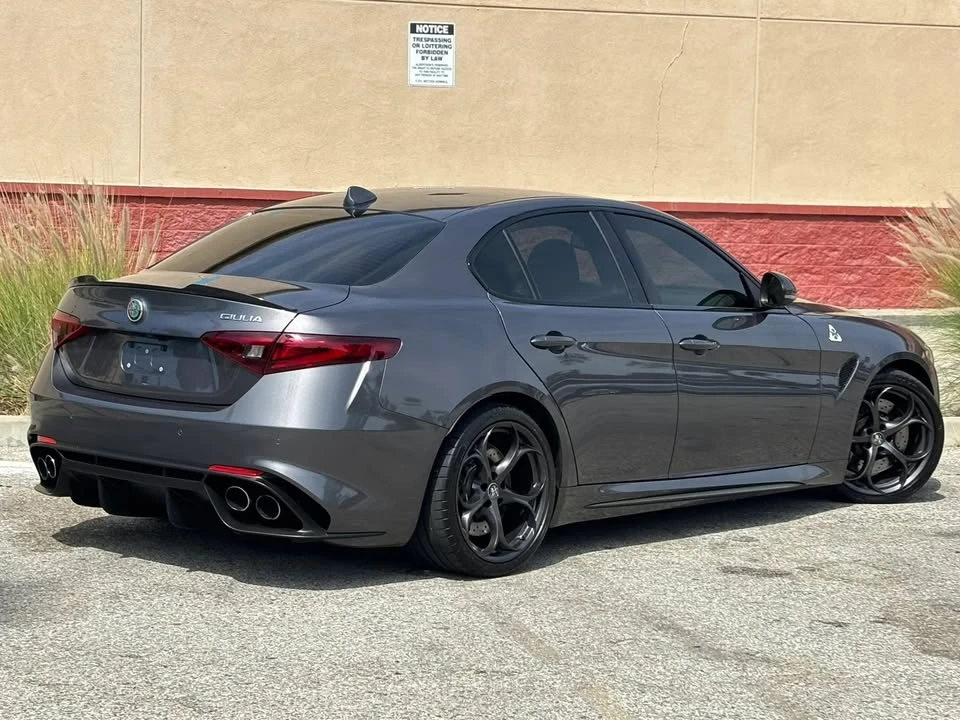 2017 Alfa Romeo Giulia Quadrifoglio - Image 7 of 20