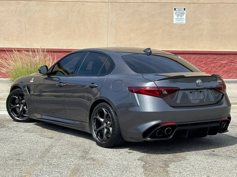 2017 Alfa Romeo Giulia Quadrifoglio - Image 5 of 20