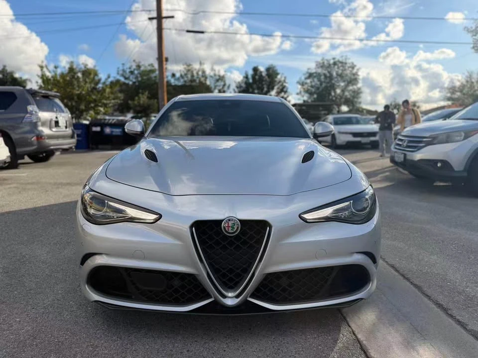 2017 Alfa Romeo Giulia Quadrifoglio - Image 3 of 13
