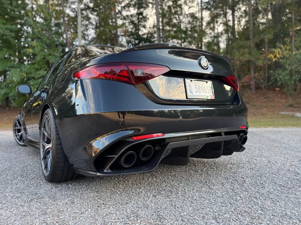 2017 Alfa Romeo Giulia Quadrifoglio - Image 6 of 20