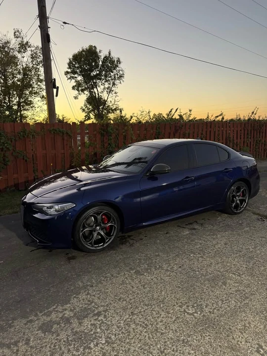 2017 Alfa Romeo Giulia Quadrifoglio - Image 3 of 3