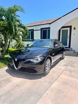 2017 Alfa Romeo Giulia Quadrifoglio