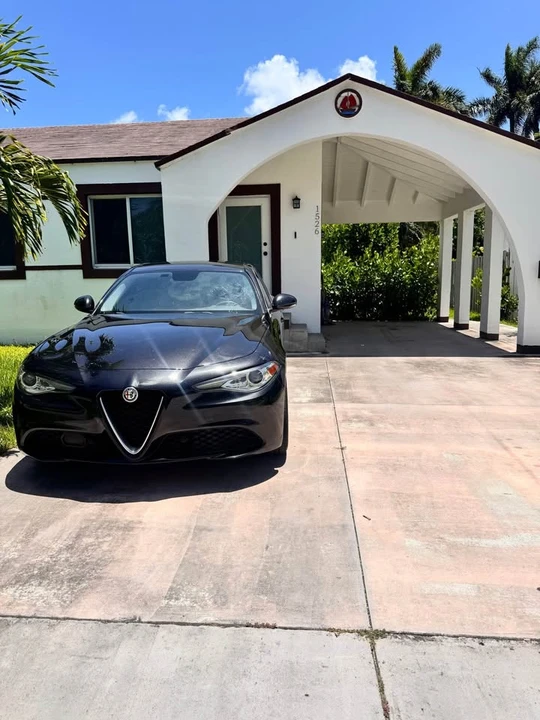 2017 Alfa Romeo Giulia Quadrifoglio - Image 3 of 7