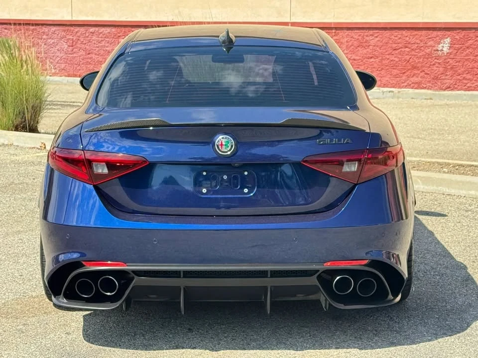 2017 Alfa Romeo Giulia Quadrifoglio - Image 6 of 20
