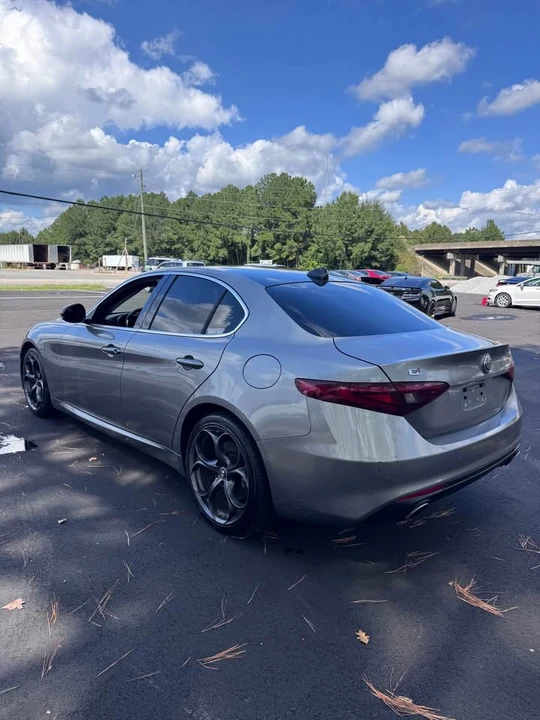2017 Alfa Romeo Giulia Quadrifoglio - Image 3 of 20