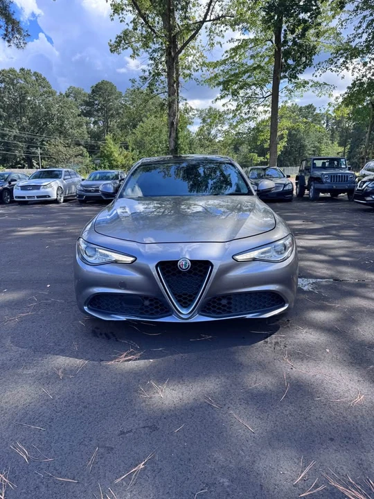 2017 Alfa Romeo Giulia Quadrifoglio - Image 8 of 20