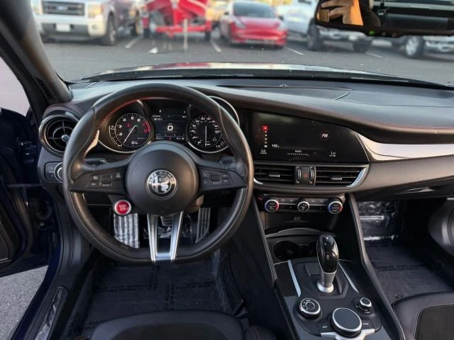 2017 Alfa Romeo Giulia Quadrifoglio - Image 21 of 31