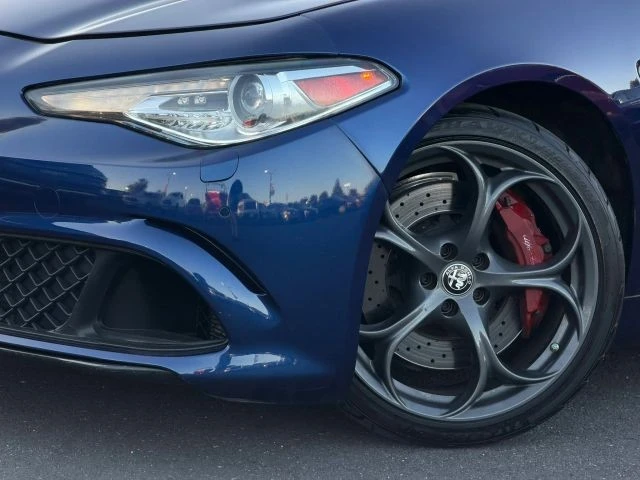2017 Alfa Romeo Giulia Quadrifoglio - Image 2 of 31