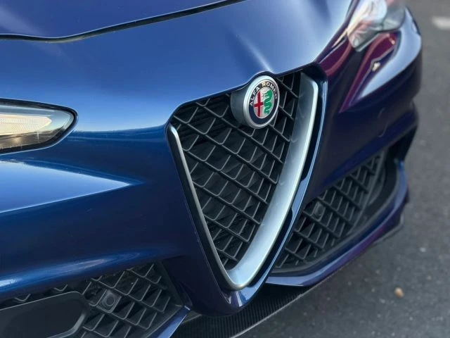 2017 Alfa Romeo Giulia Quadrifoglio - Image 4 of 31
