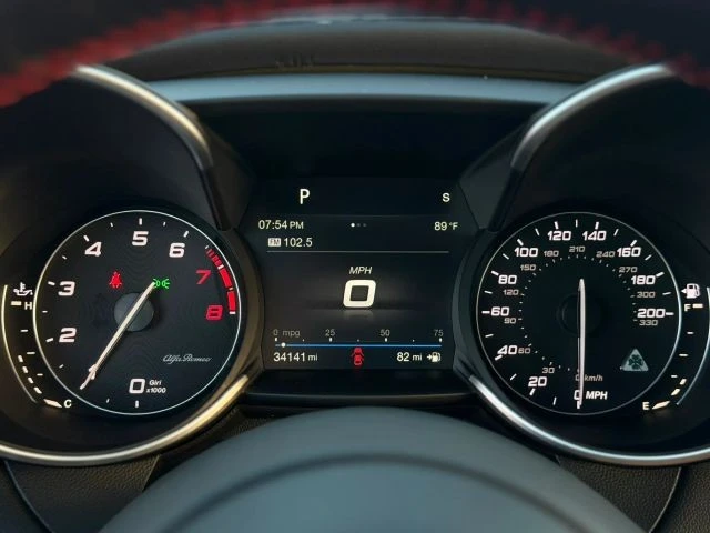 2017 Alfa Romeo Giulia Quadrifoglio - Image 24 of 31