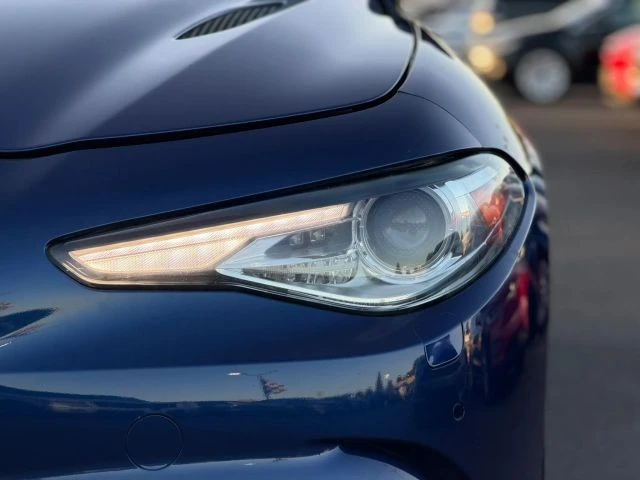 2017 Alfa Romeo Giulia Quadrifoglio - Image 7 of 31