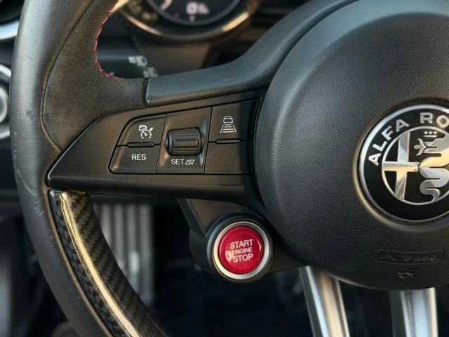 2017 Alfa Romeo Giulia Quadrifoglio - Image 28 of 31