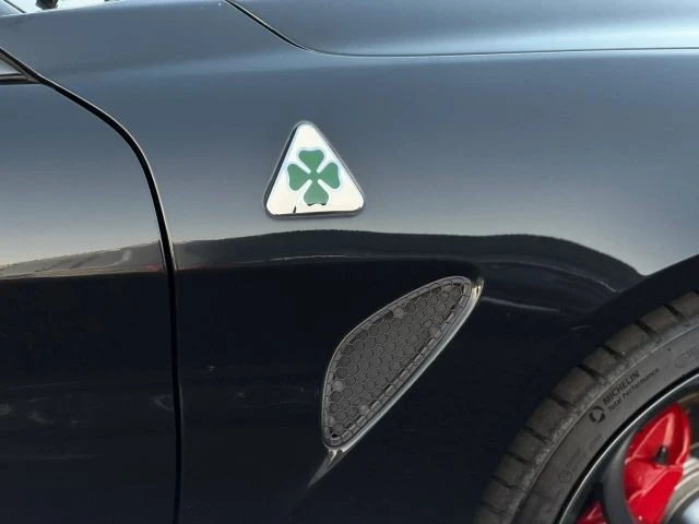 2017 Alfa Romeo Giulia Quadrifoglio - Image 9 of 31