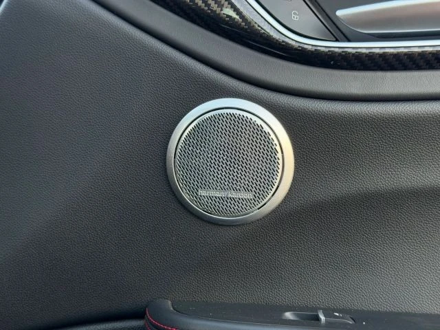 2017 Alfa Romeo Giulia Quadrifoglio - Image 22 of 31