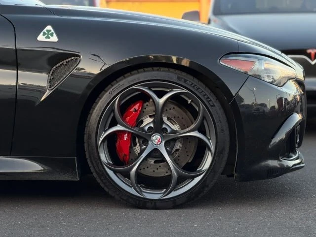 2017 Alfa Romeo Giulia Quadrifoglio - Image 10 of 31