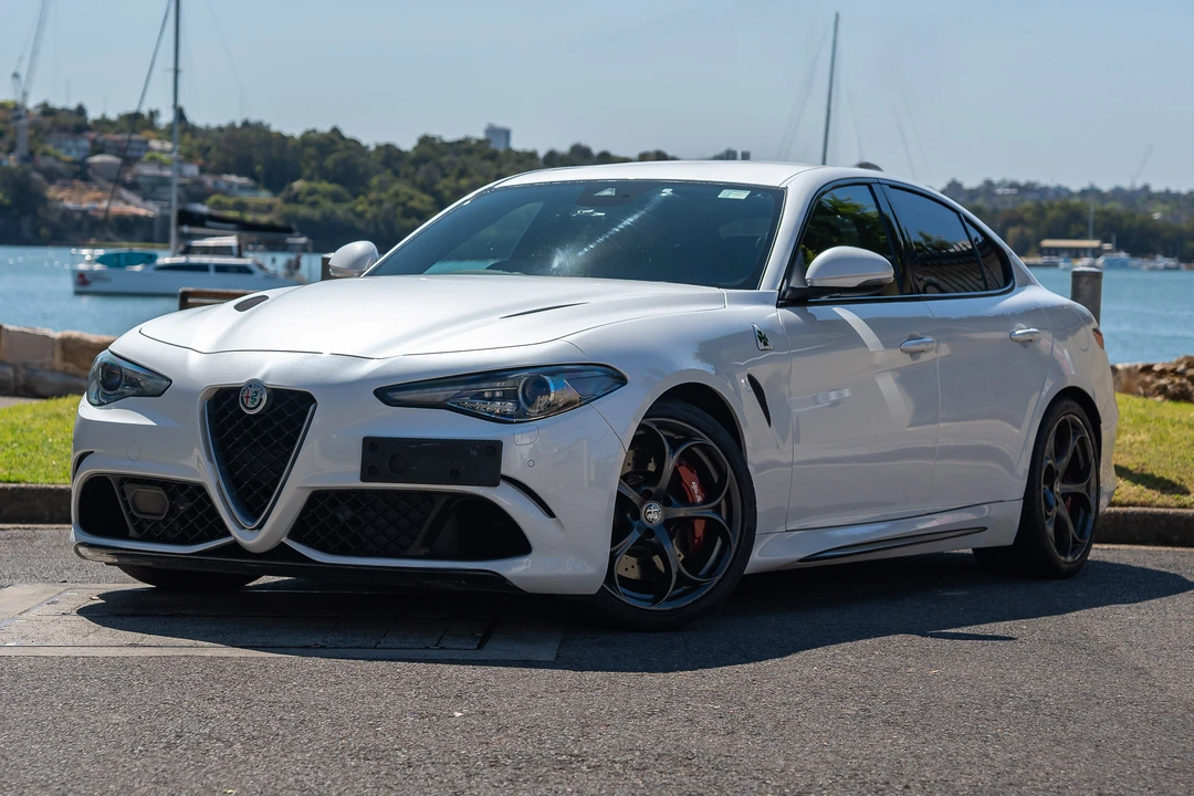 2017 Alfa Romeo Giulia Quadrifoglio - Image 9 of 31