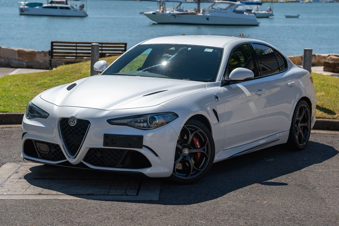 2017 Alfa Romeo Giulia Quadrifoglio - Image 12 of 31