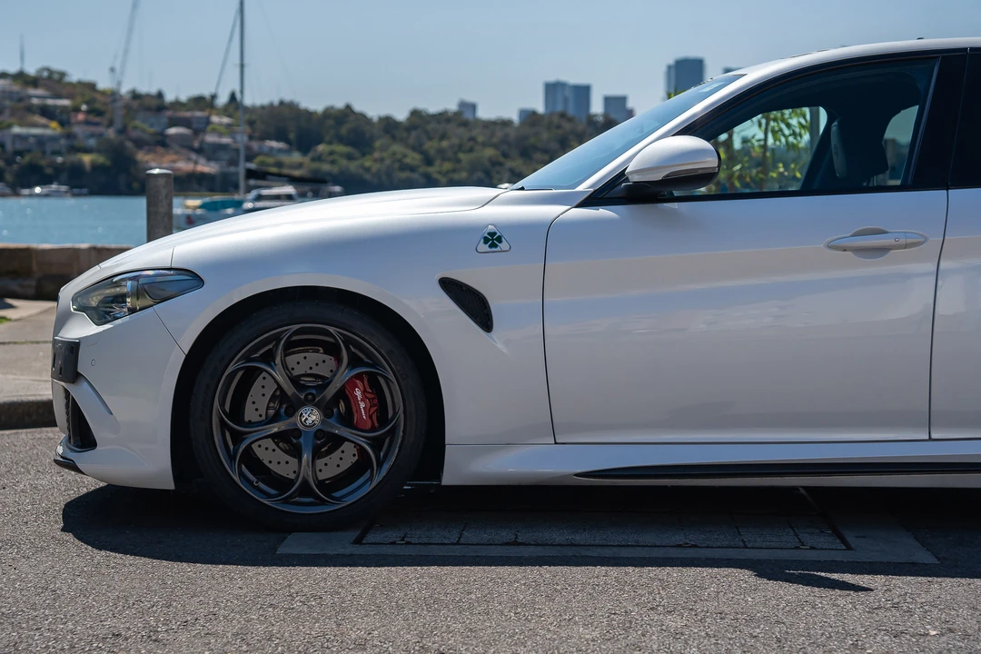 2017 Alfa Romeo Giulia Quadrifoglio - Image 22 of 31