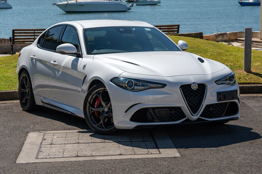 2017 Alfa Romeo Giulia Quadrifoglio - Image 2 of 31
