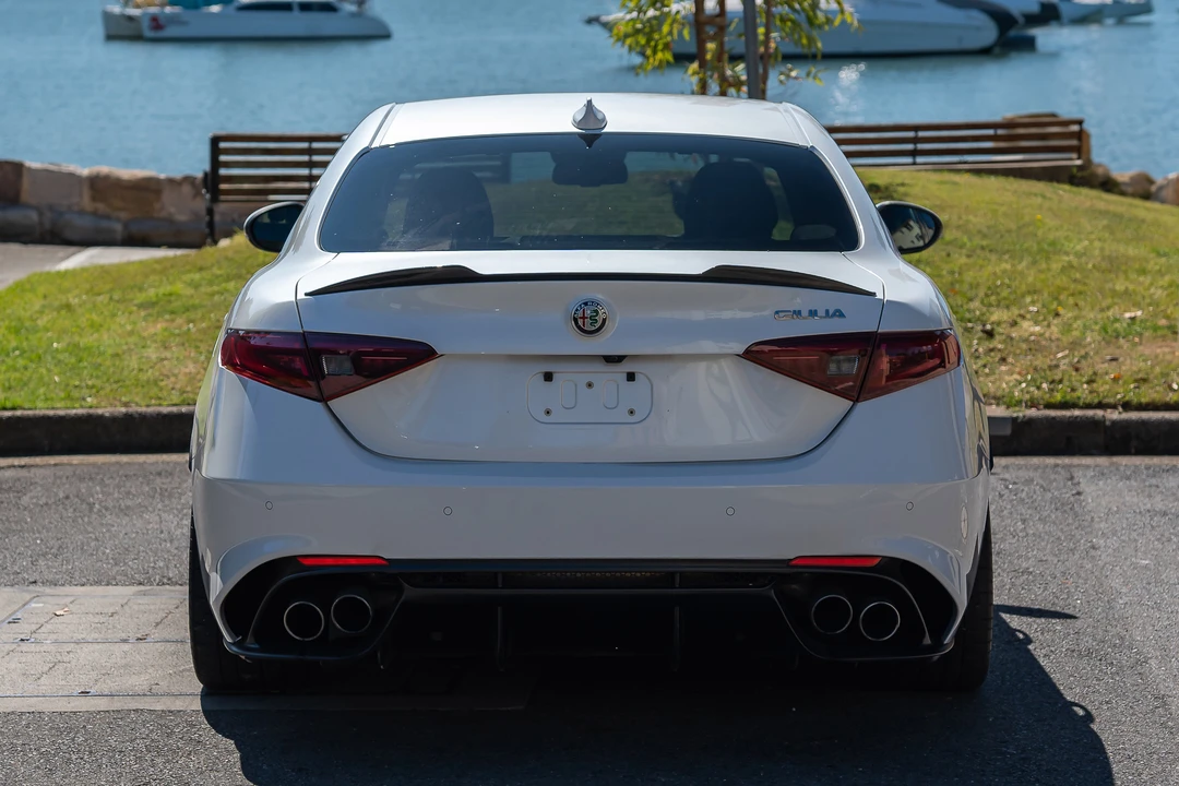 2017 Alfa Romeo Giulia Quadrifoglio - Image 16 of 31