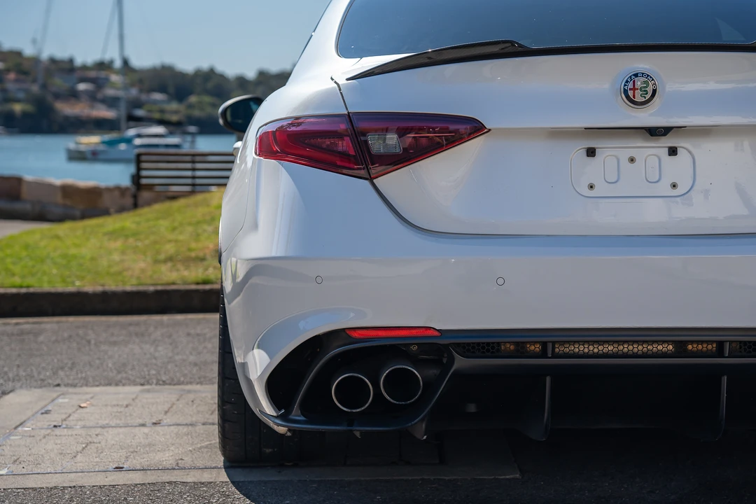 2017 Alfa Romeo Giulia Quadrifoglio - Image 18 of 31