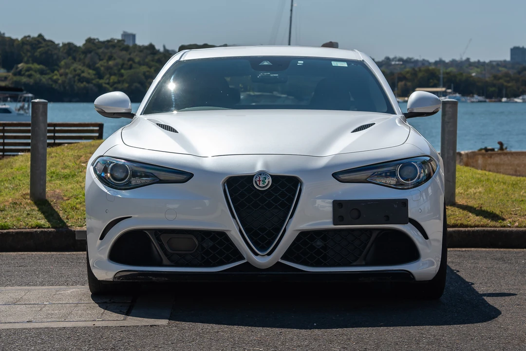 2017 Alfa Romeo Giulia Quadrifoglio - Image 5 of 31