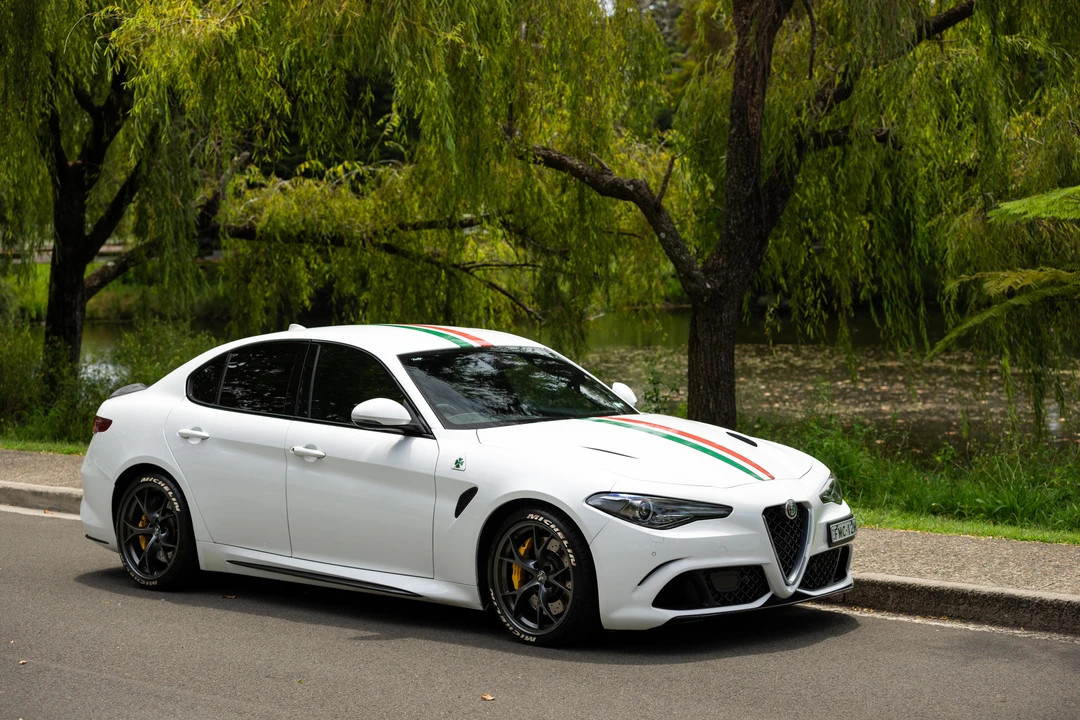 2017 Alfa Romeo Giulia Quadrifoglio - Image 12 of 31
