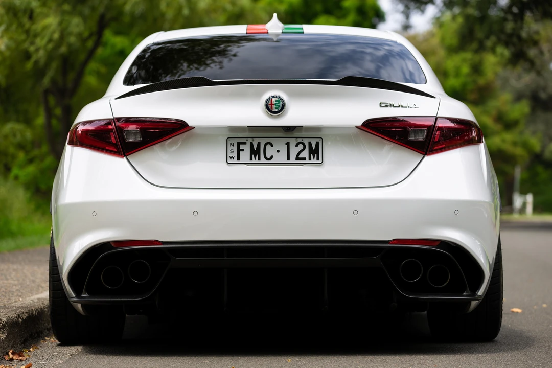 2017 Alfa Romeo Giulia Quadrifoglio - Image 6 of 31