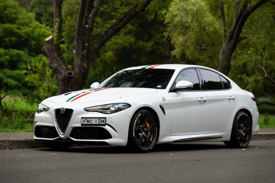 2017 Alfa Romeo Giulia Quadrifoglio - Image 9 of 31